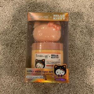 Hello Kitty x The Crème Shop Fusion Body Scrub - Caramel Pumpkin Latte